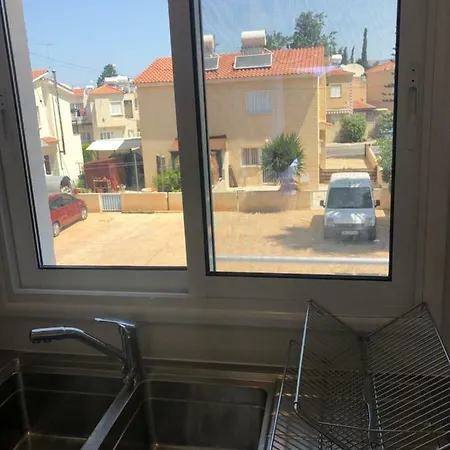Chris House דירה *